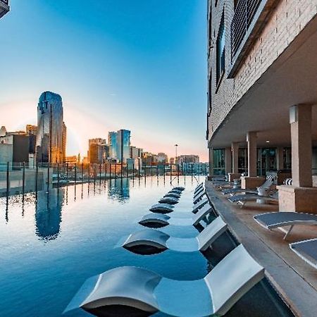 Luxury High-Rise Condo Downtown Dallas Exterior photo